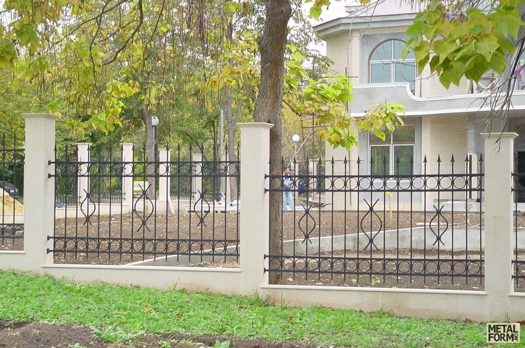 wrought-iron-fence-gaia-fences-2